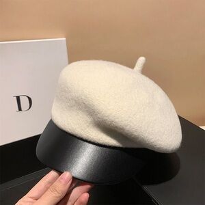 Chic Cream Beret with Black Brim